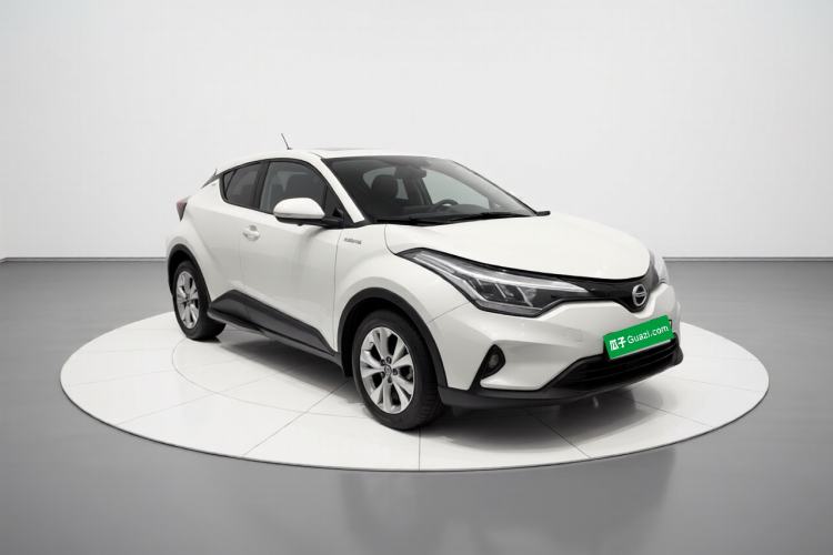 Used Toyota IZOA 2021 Dual-Motor 2.0L Yixiang Edition Front Right 45 Deg