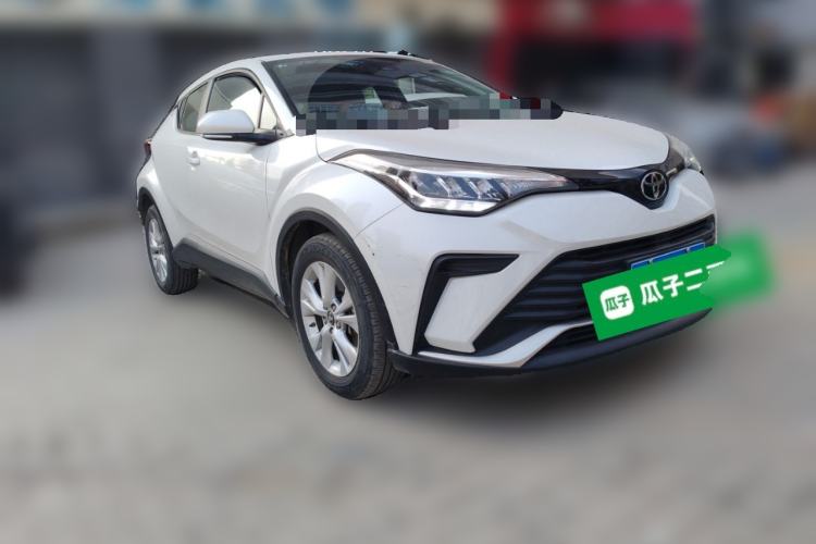 Used Toyota IZOA 2021 2.0L Enjoy Edition Front Right 45 Deg
