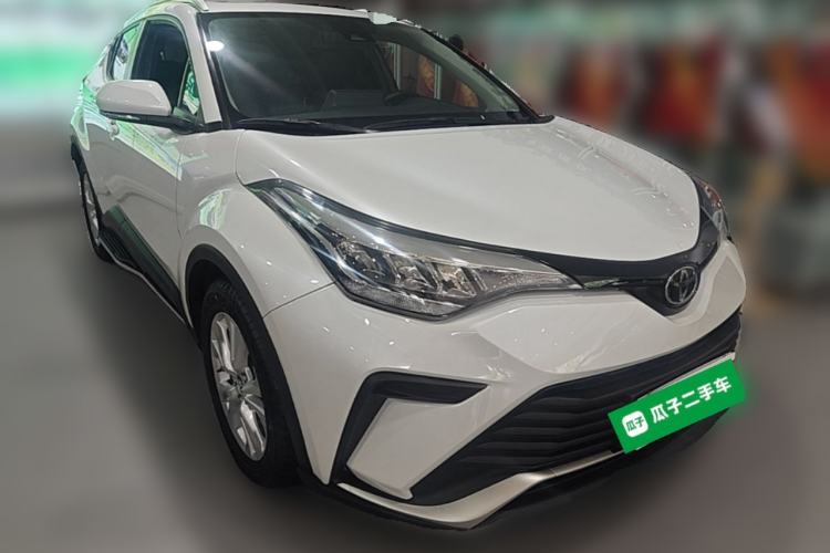 Used Toyota IZOA 2021 2.0L Enjoy Edition Front Right 45 Deg