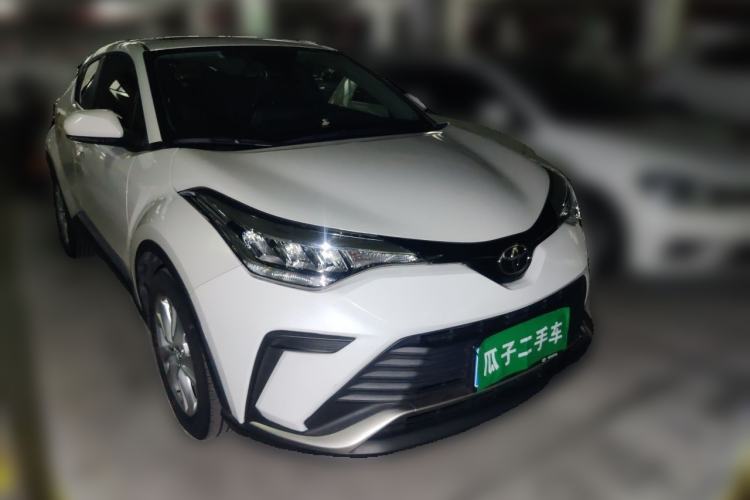 Used Toyota IZOA 2021 2.0L Enjoy Edition Front Right 45 Deg