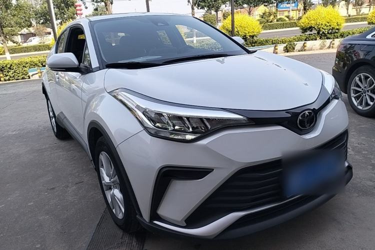 Used Toyota IZOA 2021 2.0L Yidong Edition Front Right 45 Deg