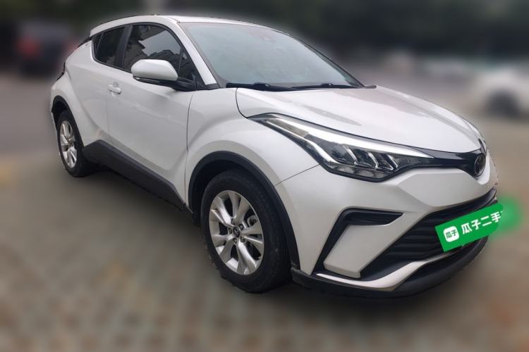 Used Toyota IZOA 2021 2.0L Enjoy Edition Front Right 45 Deg