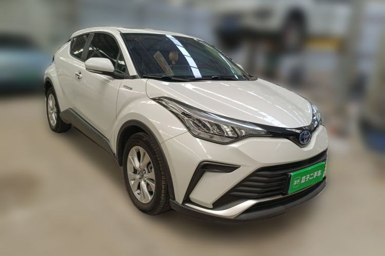 Used Toyota IZOA 2021 Dual-Motor 2.0L Yi Xing Edition Front Right 45 Deg