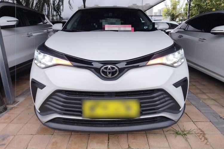 Used Toyota IZOA 2021 2.0L Enjoy Edition Front