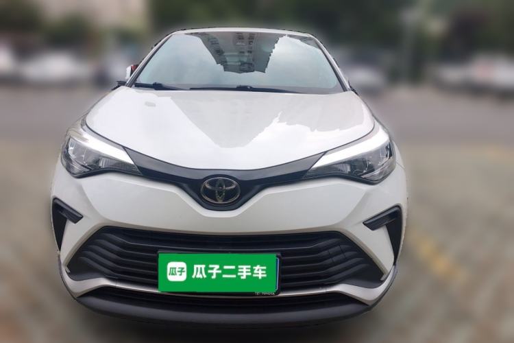 Used Toyota IZOA 2021 2.0L Enjoy Edition Front
