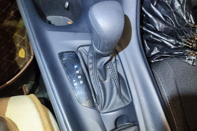 Used Toyota IZOA 2021 2.0L Enjoy Edition Gear Lever