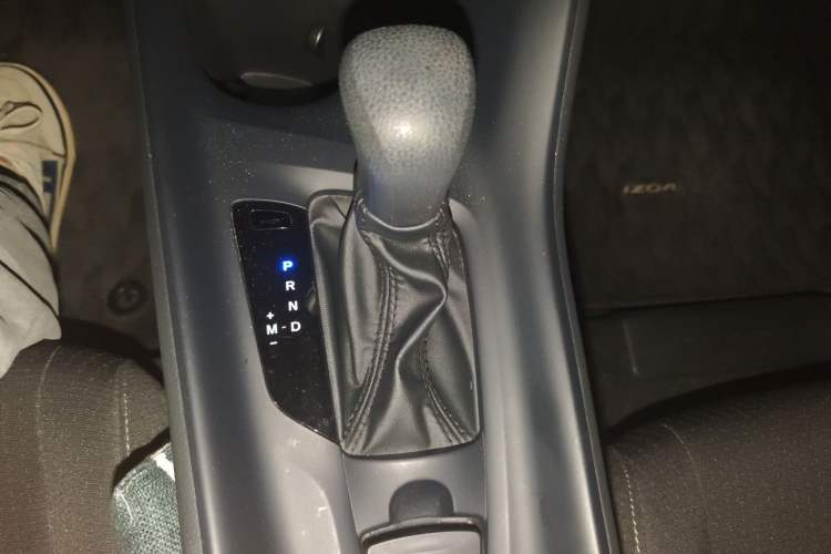 Used Toyota IZOA 2021 2.0L Enjoy Edition Gear Lever