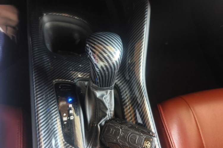 Used Toyota IZOA 2021 2.0L Enjoy Edition Gear Lever