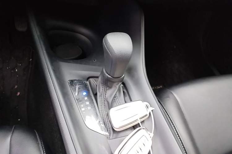 Used Toyota IZOA 2021 2.0L Enjoy Edition Gear Lever