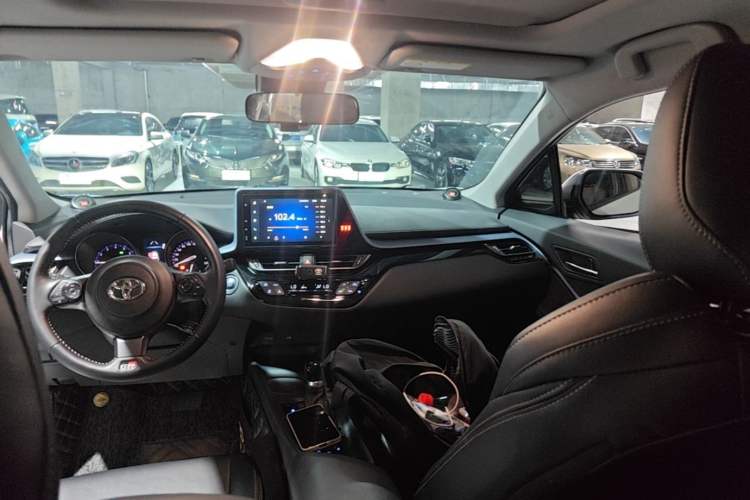 Used Toyota IZOA 2021 2.0L Enjoy Edition Headliner
