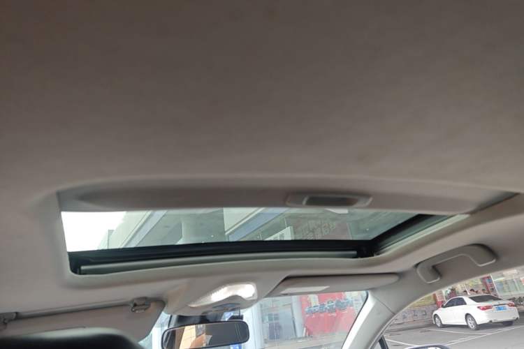 Used Toyota IZOA 2021 2.0L Yixing Version Headliner