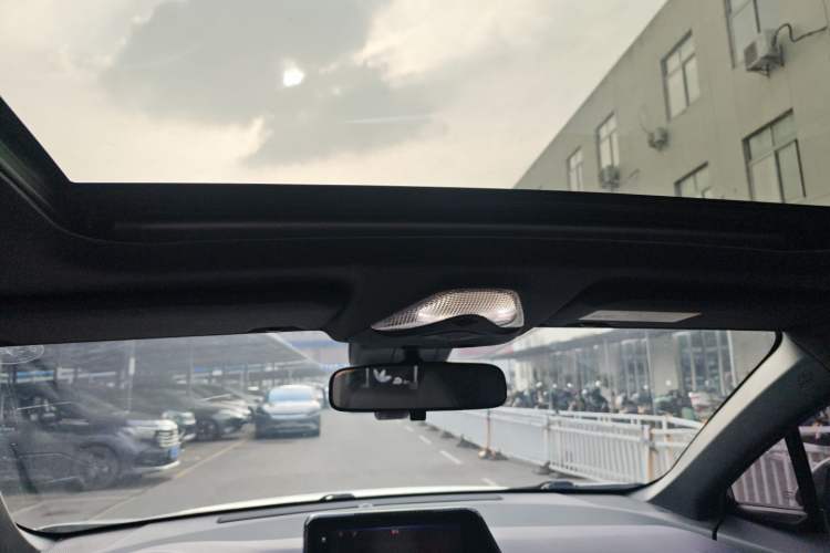 Used Toyota IZOA 2021 2.0L Yichi SPORT Headliner