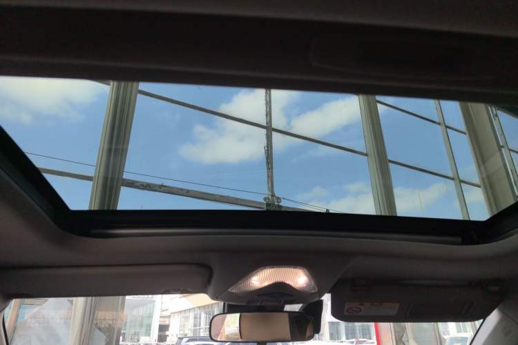 Used Toyota IZOA 2021 2.0L Yixing Version Headliner