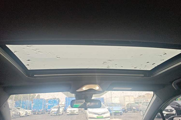 Used Toyota IZOA 2021 2.0L Yichi SPORT Headliner