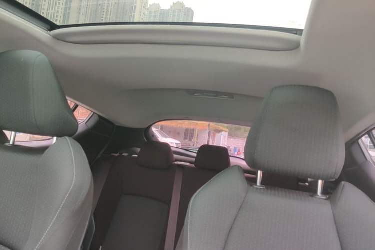 Used Toyota IZOA 2021 2.0L Yixing Version Headliner