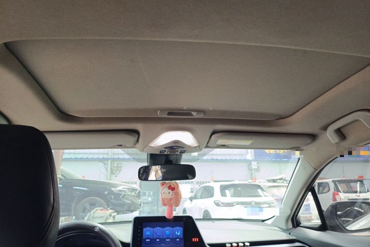 Used Toyota IZOA 2021 Dual-Motor 2.0L Yi Xing Edition Headliner