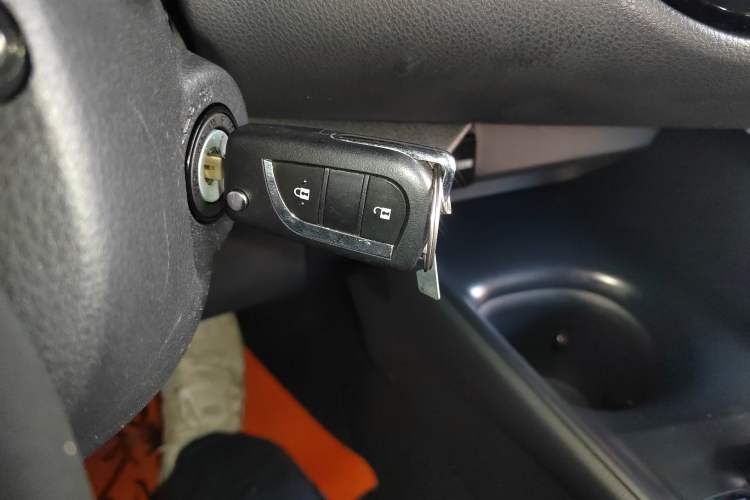 Used Toyota IZOA 2021 2.0L Yixing Version Interior 1