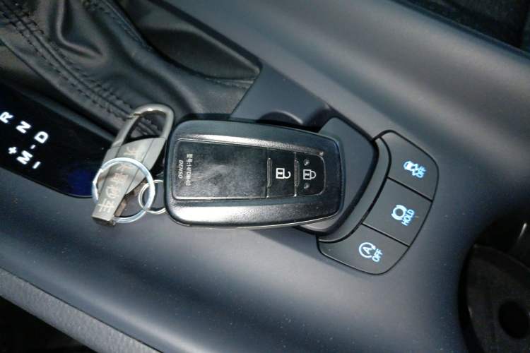 Used Toyota IZOA 2021 2.0L Enjoy Edition Interior 1