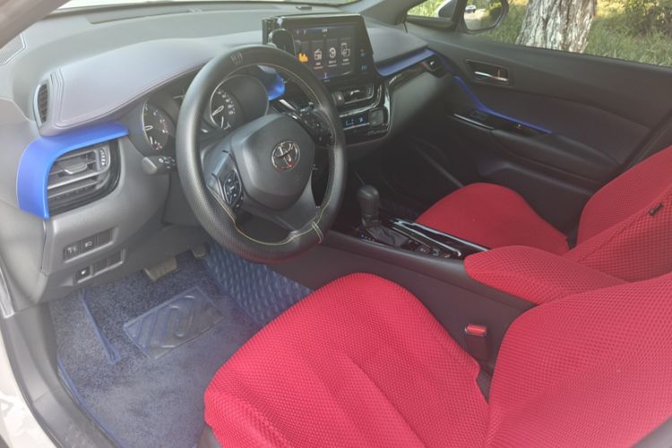 Used Toyota IZOA 2021 2.0L Enjoy Edition Interior 2