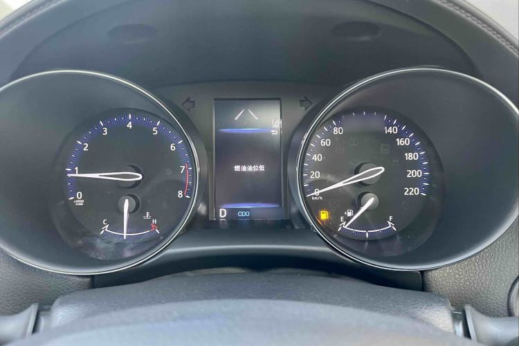 Used Toyota IZOA 2021 2.0L Enjoy Edition Interior 7