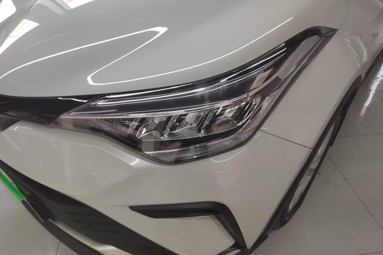 Used Toyota IZOA 2021 2.0L Yixing Version Left Front Headlight