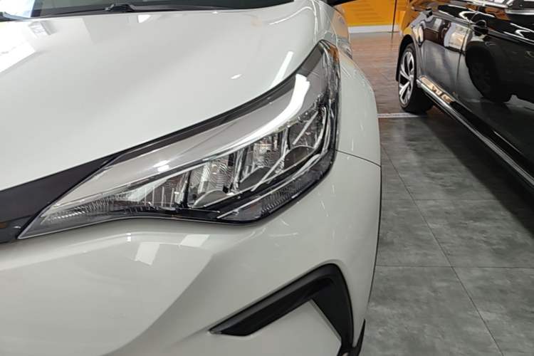 Used Toyota IZOA 2021 2.0L Yidong Edition Left Front Headlight