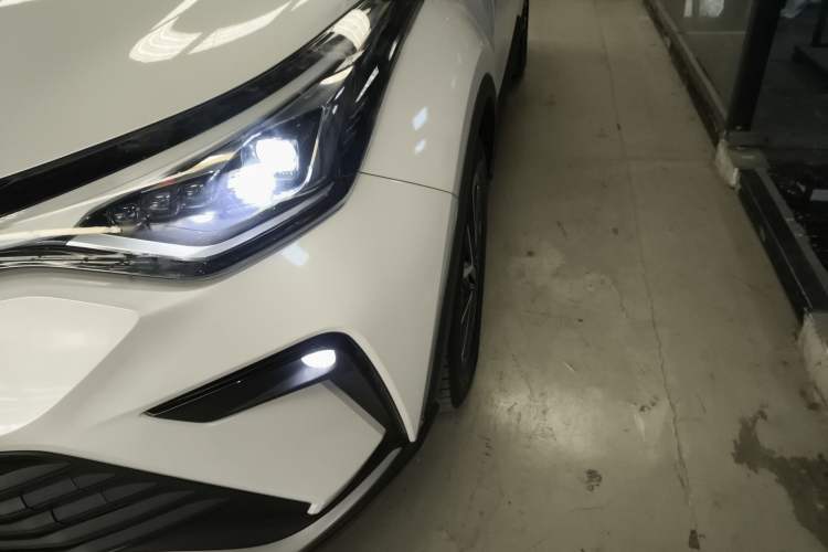 Used Toyota IZOA 2021 2.0L Yichi Version Left Front Headlight