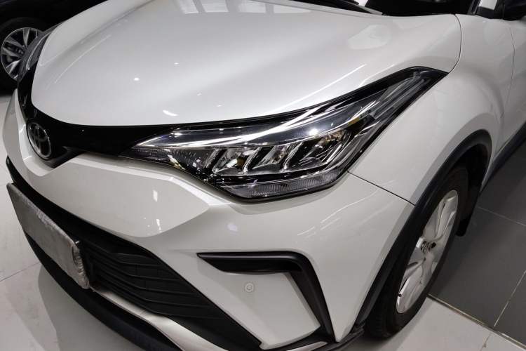 Used Toyota IZOA 2021 2.0L Enjoy Edition Left Front Headlight