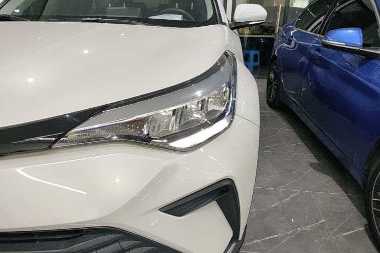 Used Toyota IZOA 2021 2.0L Enjoy Edition Left Front Headlight