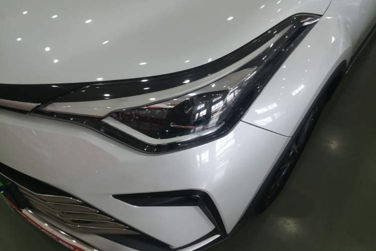 Used Toyota IZOA 2021 2.0L Yichi Version Left Front Headlight