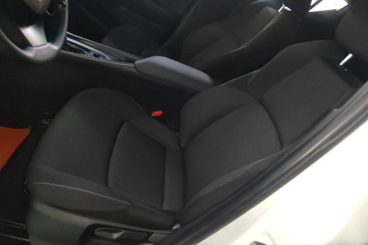 Used Toyota IZOA 2021 2.0L Yixing Version Left Front Seat