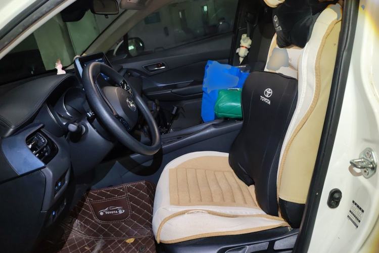 Used Toyota IZOA 2021 2.0L Enjoy Edition Left Front Seat