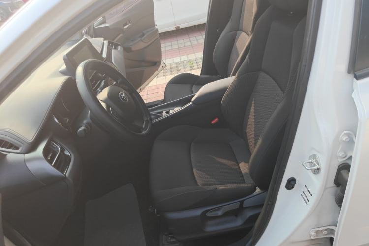 Used Toyota IZOA 2021 2.0L Yixing Version Left Front Seat
