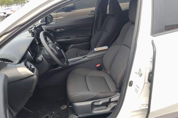 Used Toyota IZOA 2021 2.0L Yidong Edition Left Front Seat