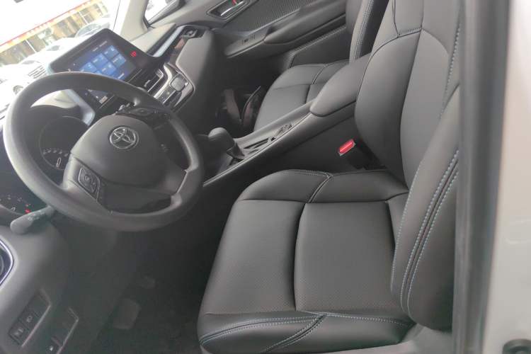 Used Toyota IZOA 2021 2.0L Enjoy Edition Left Front Seat