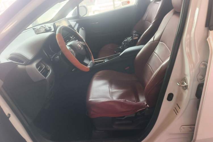Used Toyota IZOA 2021 2.0L Enjoy Edition Left Front Seat