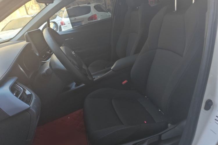 Used Toyota IZOA 2021 2.0L Enjoy Edition Left Front Seat