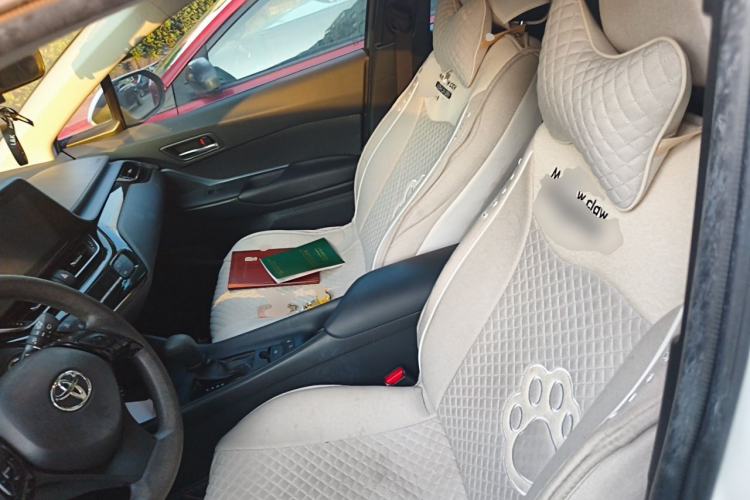 Used Toyota IZOA 2021 2.0L Enjoy Edition Left Front Seat