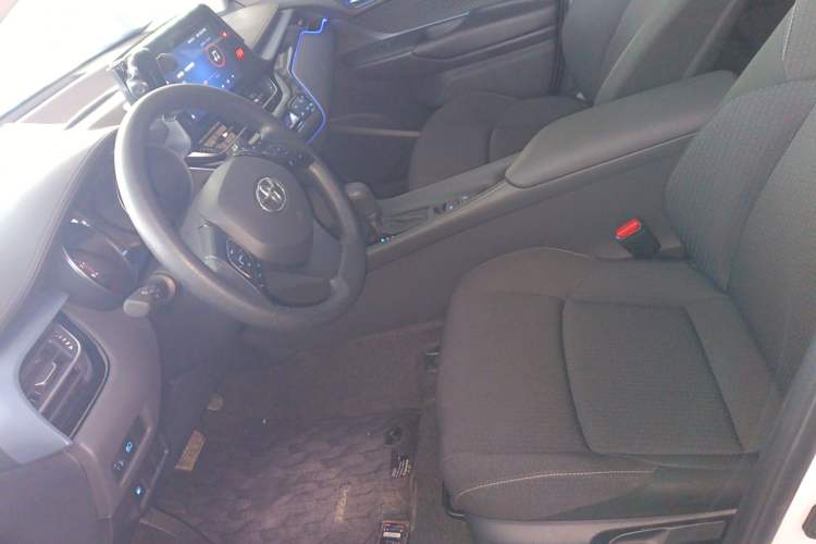 Used Toyota IZOA 2021 2.0L Enjoy Edition Left Front Seat