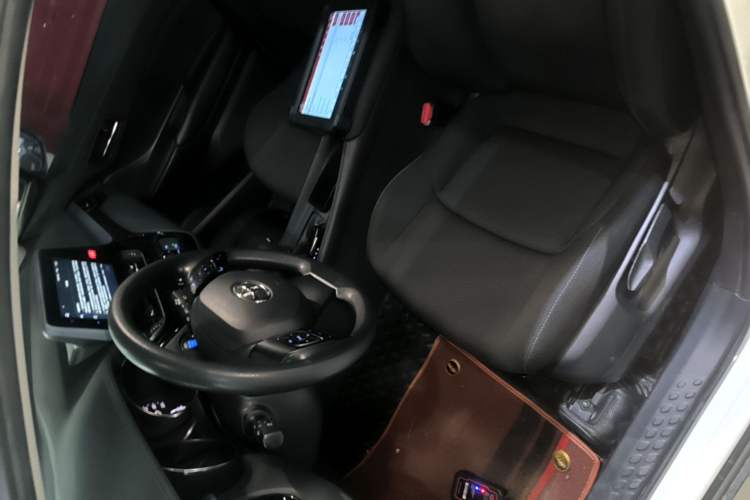 Used Toyota IZOA 2021 2.0L Yixing Version Left Front Seat