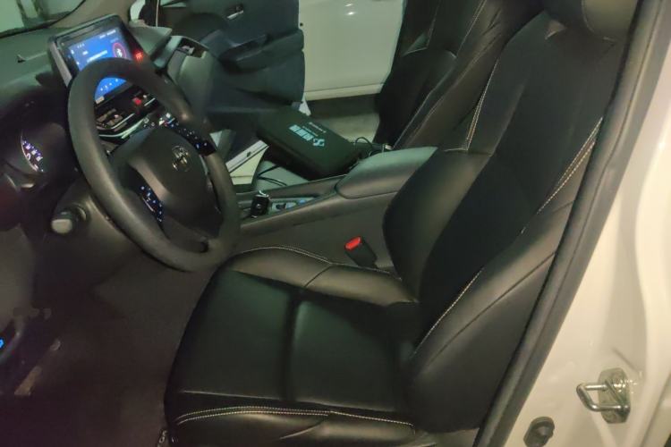 Used Toyota IZOA 2021 2.0L Enjoy Edition Left Front Seat