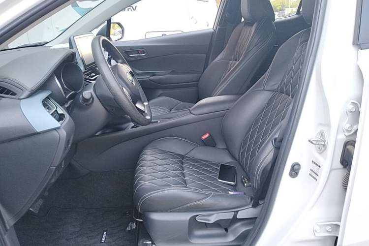 Used Toyota IZOA 2021 2.0L Yidong Edition Left Front Seat