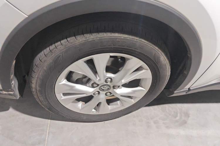 Used Toyota IZOA 2021 2.0L Enjoy Edition Left Front Wheel Hub