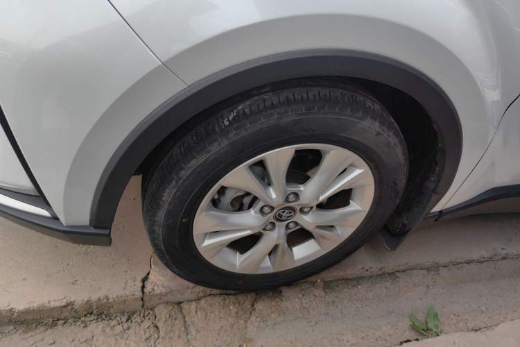 Used Toyota IZOA 2021 2.0L Enjoy Edition Left Front Wheel Hub