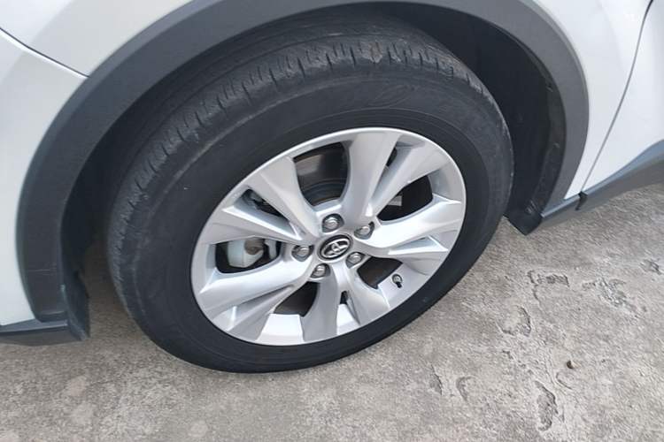 Used Toyota IZOA 2021 2.0L Yidong Edition Left Front Wheel Hub
