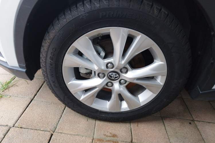 Used Toyota IZOA 2021 2.0L Enjoy Edition Left Front Wheel Hub