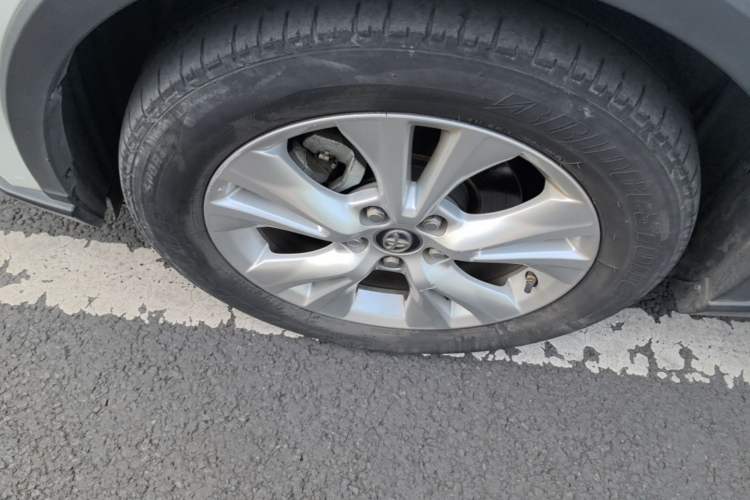 Used Toyota IZOA 2021 2.0L Yidong Edition Left Front Wheel Hub