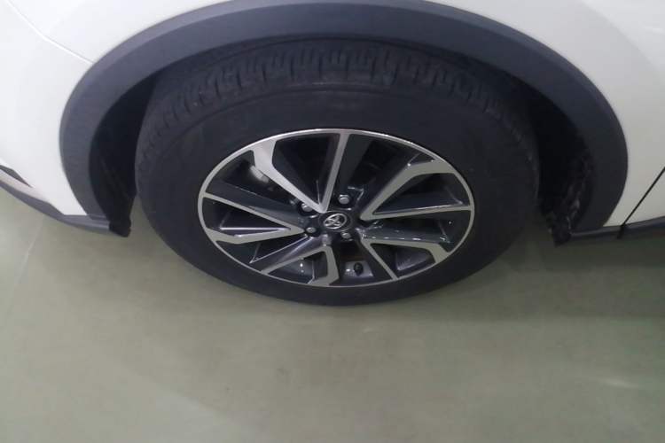 Used Toyota IZOA 2021 2.0L Yichi Version Left Front Wheel Hub