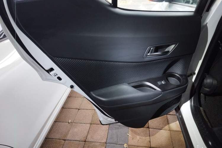 Used Toyota IZOA 2021 2.0L Enjoy Edition Left Rear Door Interior