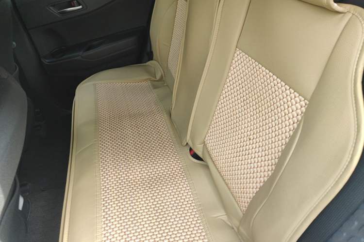 Used Toyota IZOA 2021 2.0L Enjoy Edition Left Rear Seat